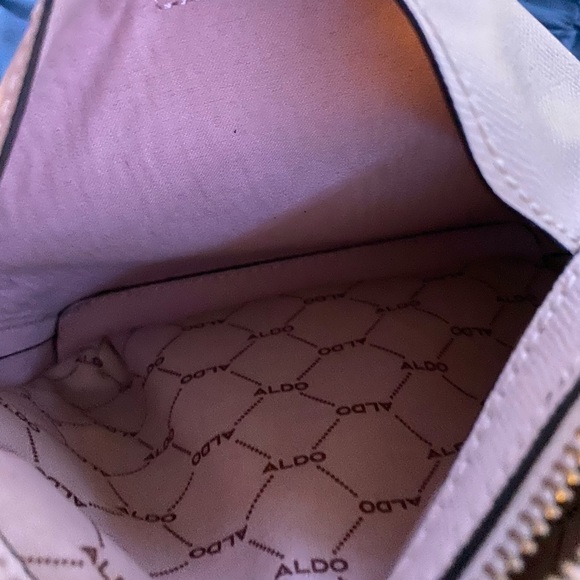 Purse - Picture 4 of 5